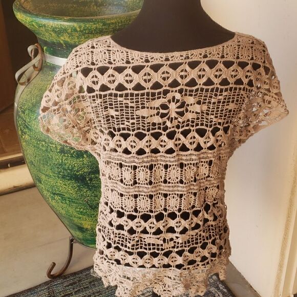 Crochet pullover top size med - Picture 5 of 6